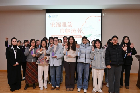 宋锦雅韵 巾帼流芳 | 凯时集团股份妇女节主题活动解锁非遗幼美好
